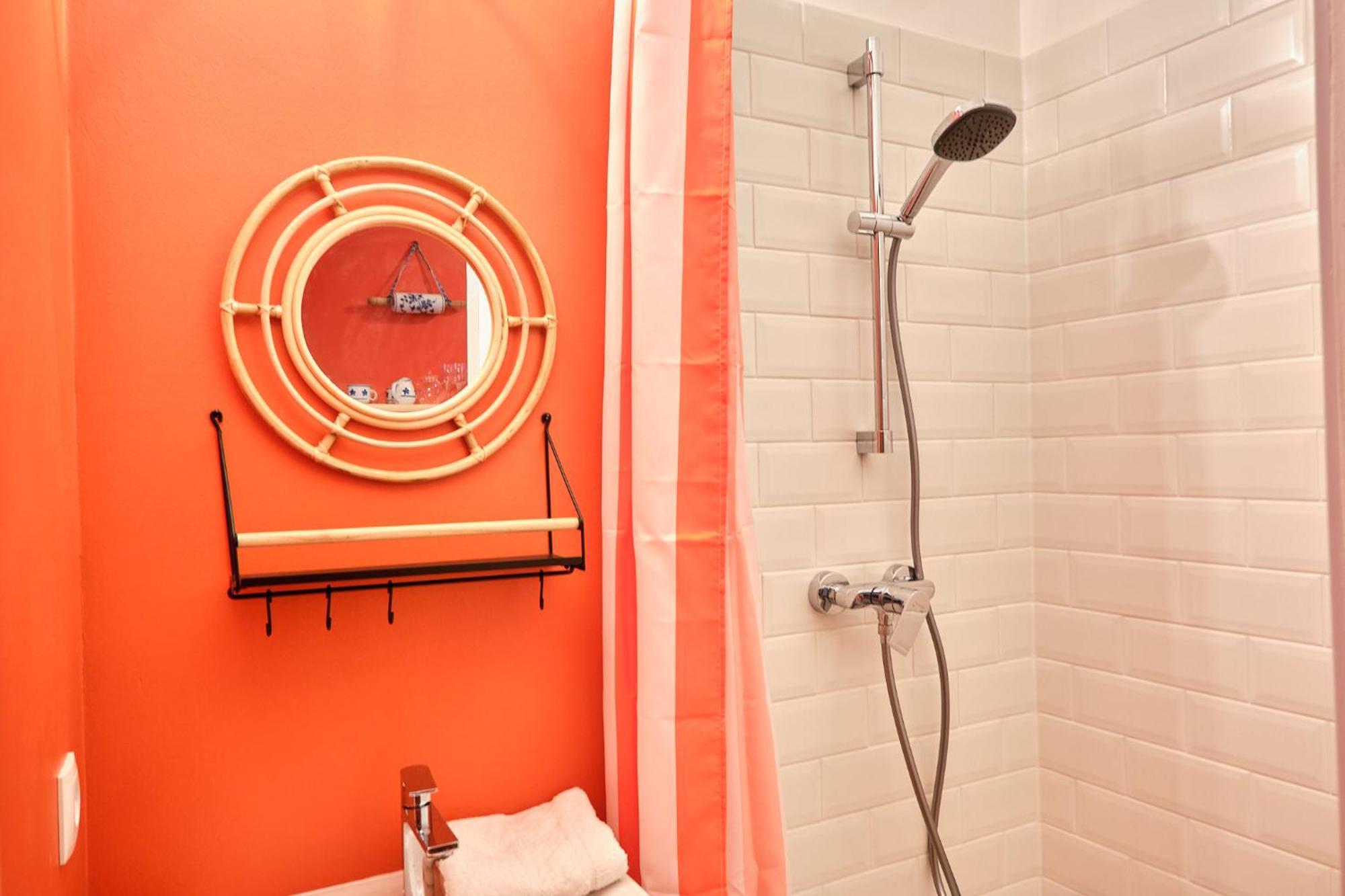 Slow Living I Schoenbrunn Und Park Naehe I Penzing Bahnhof Wien