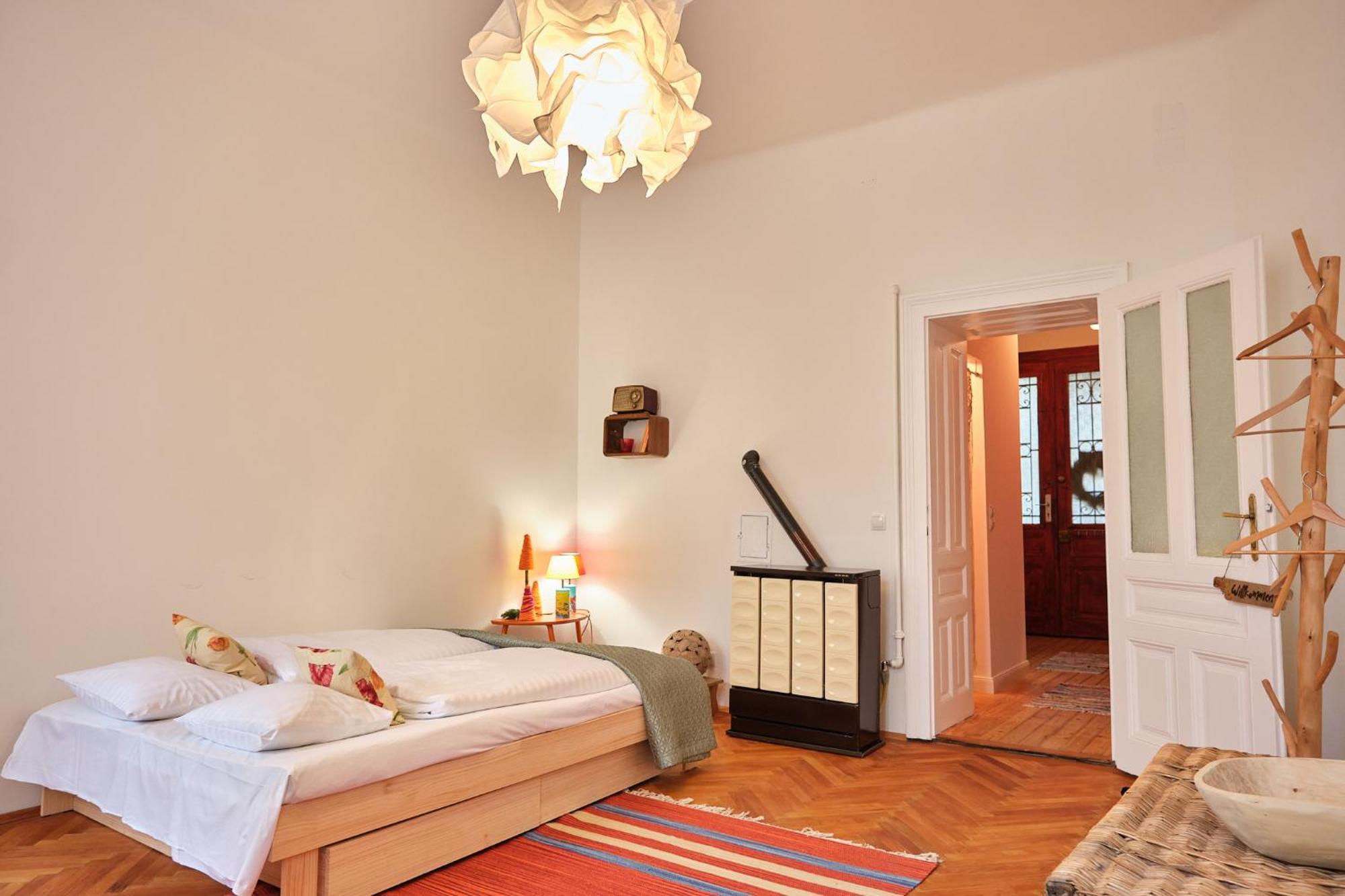 Slow Living I Schoenbrunn Und Park Naehe I Penzing Bahnhof Apartment