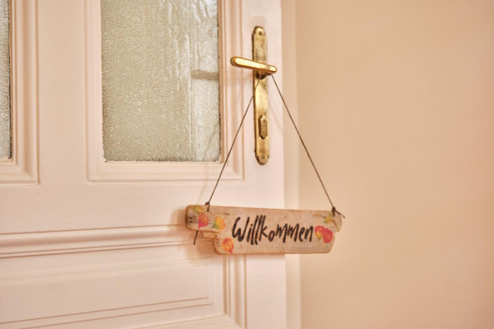 Slow Living I Schoenbrunn Und Park Naehe I Penzing Bahnhof Apartment Wien